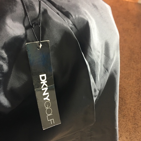 DKNYGolf Black Button-Down Closure Blazer, size M - Picture 7 of 8